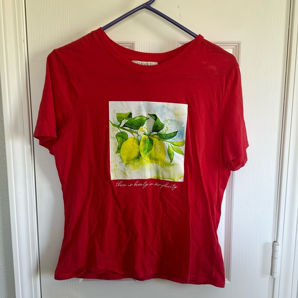 Medium Forever 21 tee